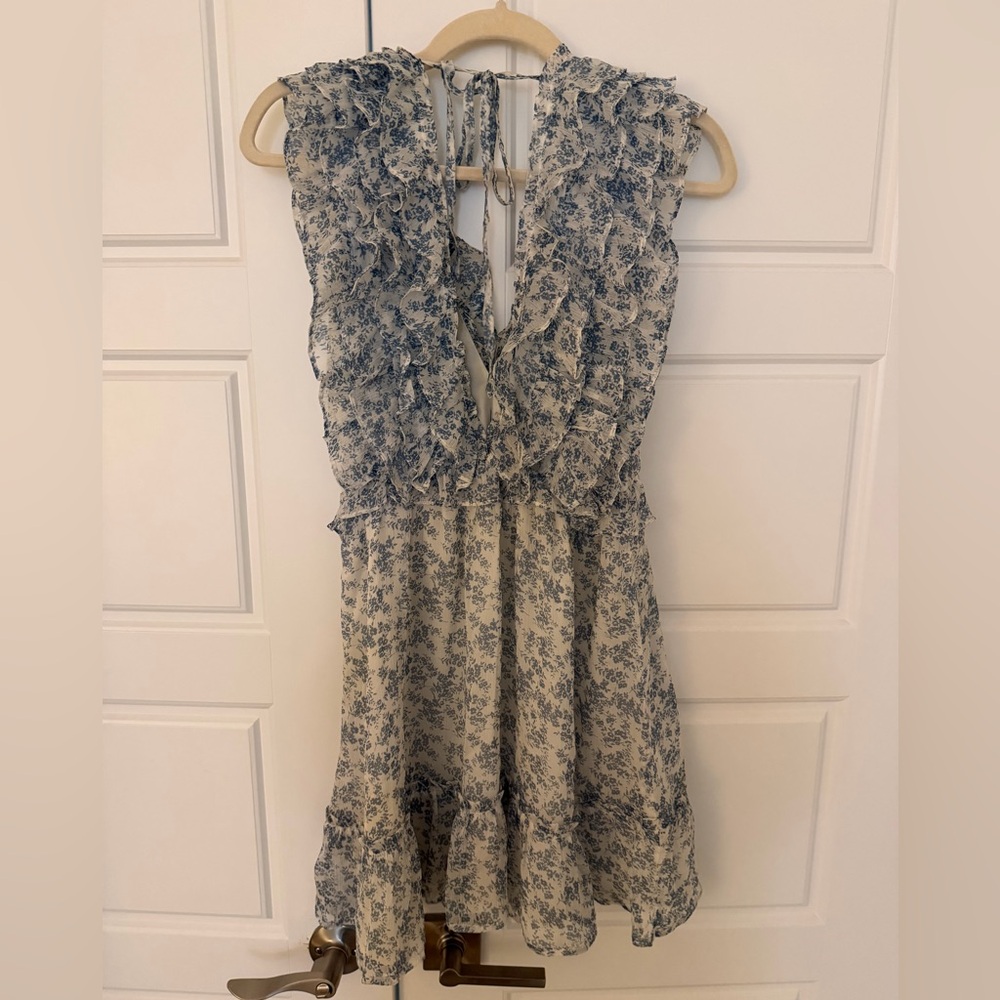 Storia floral print dress size medium